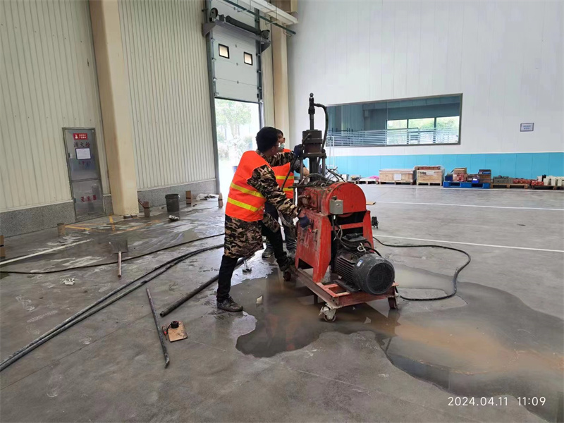 凉山厂房地面下沉塌陷注浆加固施工